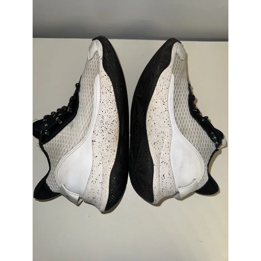 Under Armour Curry 3Z7 (GS) Size 6Y White Black Basketball Shoes 3026623-100‎